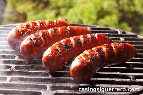 Barbacoas con embutido de tripa natural de Casings L Guerrero Barbacoas con embutido de tripa natural de Casings L Guerrero